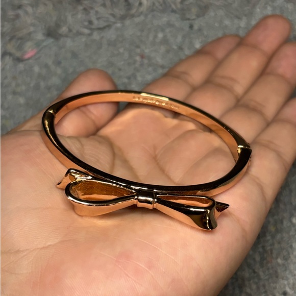Kate Spade love notes hinged bow bracelet - Picture 4 of 6